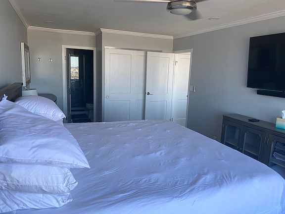 4th image of 810 Matson Pl #208A