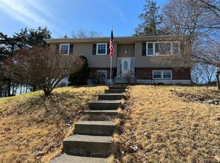 3 High Ct, Poughkeepsie, NY 12603