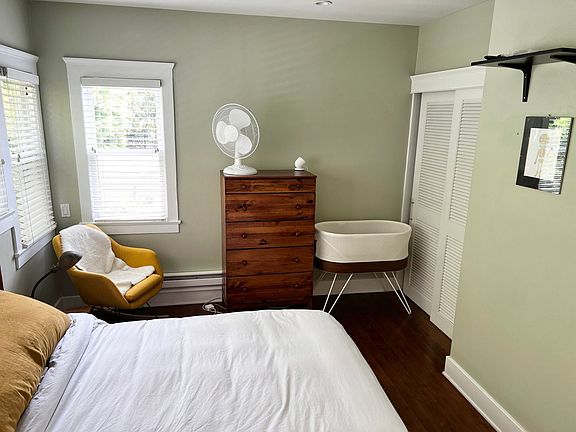 5th image of 2625 Lincoln Ave #2629