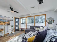 1948 NW Rimrock Rd B