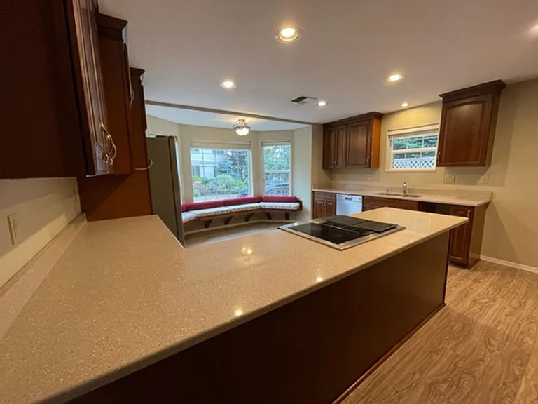 12242 SW Breyman Ave — Photo 7