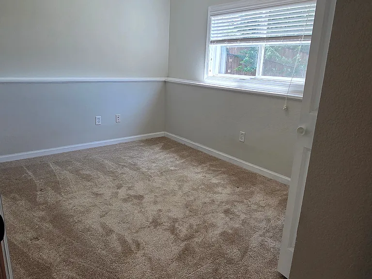4287 Trumpeter Dr SE — Photo 43