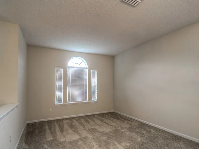 2852 Spoonbill Trl — Photo 2