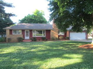 229 Gold Hill Dr, Salisbury, NC 28146
