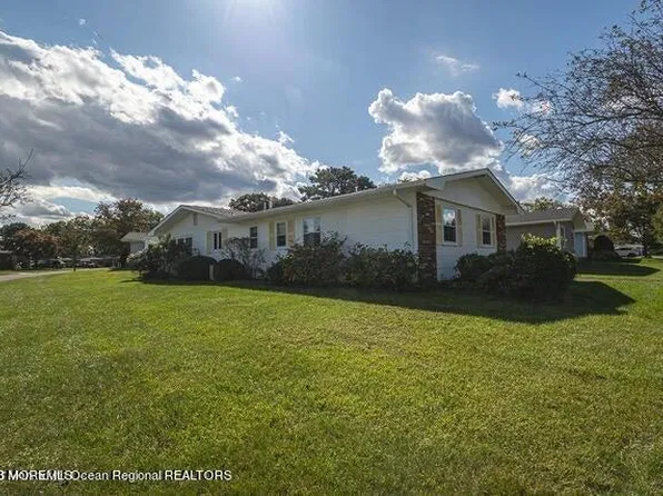 15 Clay Circle, Brick, NJ 08724