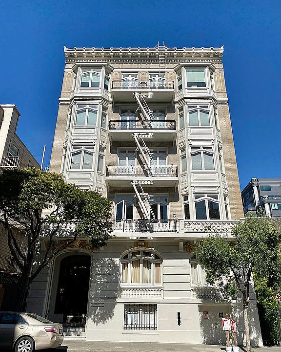 1st image of 1740 Franklin St APT 6