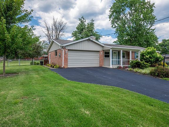2nd image of 574 Berdale Ln