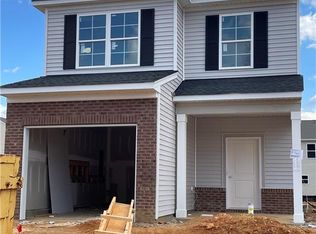 2219 Beechwood View Dr, Winston Salem, NC 27106