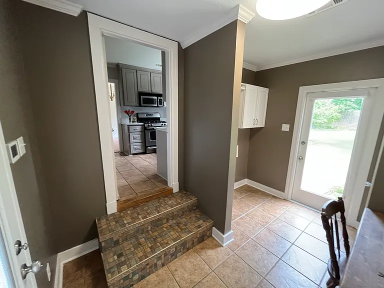 1306 Spencer Ave — Photo 13