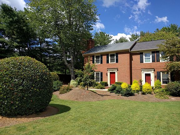 1080 Old Roswell Front View