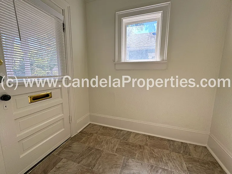 1231 W Colorado Ave — Photo 3