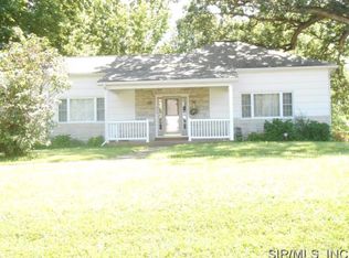 626 W Edwards St, Vandalia, IL 62471