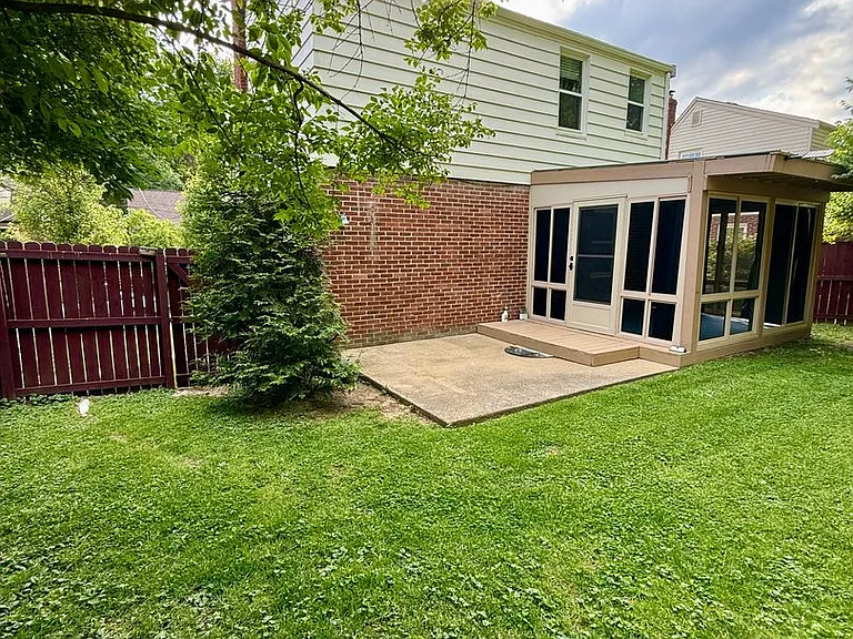 40 Edwards Ct — Photo 13