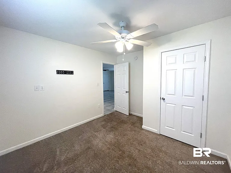 15142 Marem Dr — Photo 24