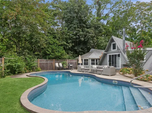 10 Oak Lane, Sag Harbor, NY 11963