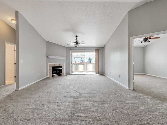 2nd image of 4827 Bordeaux Ln