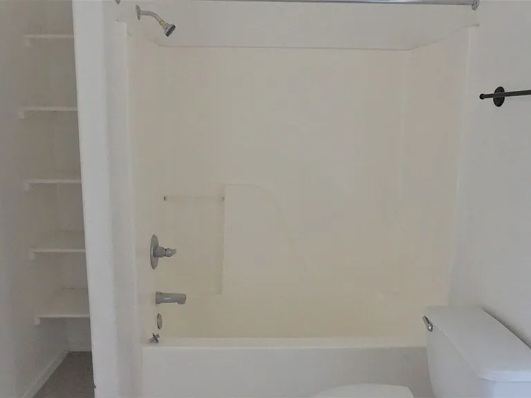 4410 Buena Loma Way #D — Photo 56