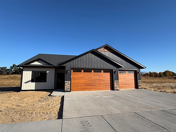 2nd image of 6804 Buck Tail Drive