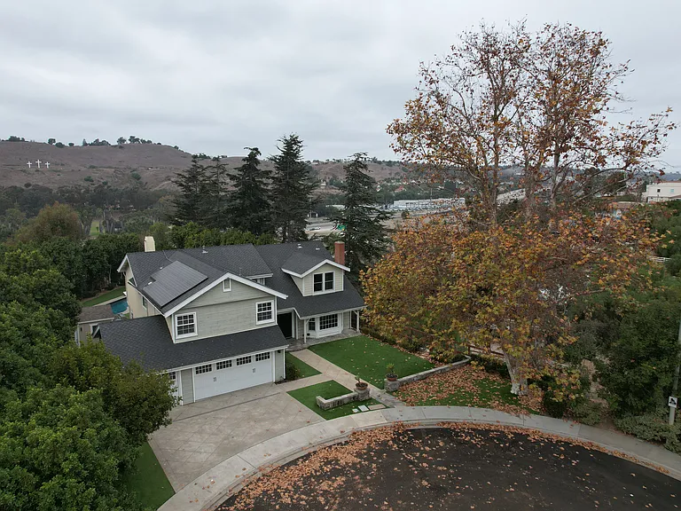 29267 Country Hills Rd — Photo 10