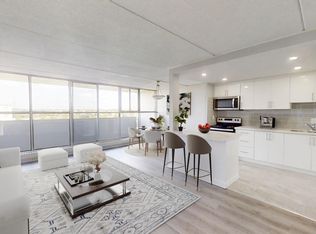 390 Dawes Road, Toronto, ON M4B 2E5