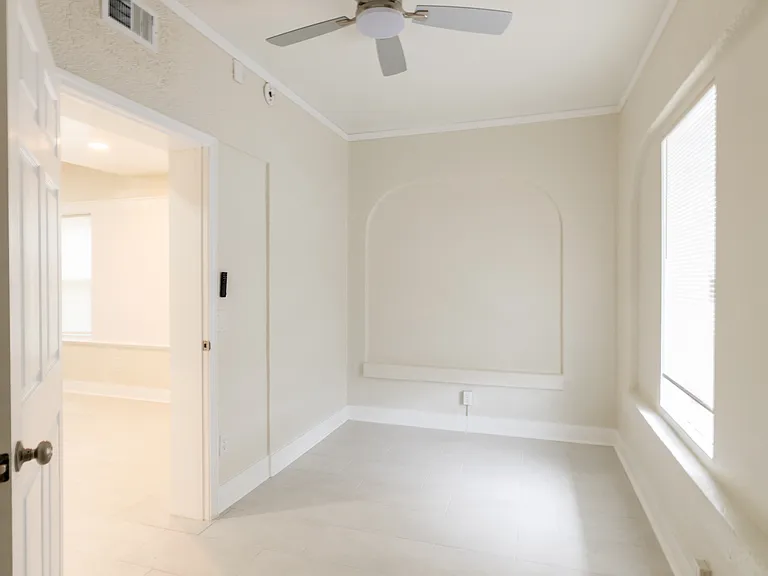 1510 Barrs St #2-A — Photo 6
