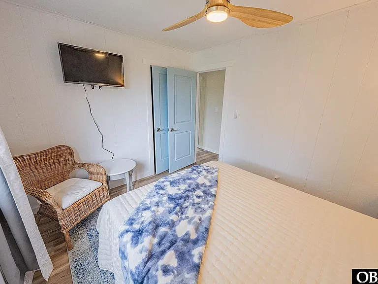 46105 Cape Point Way — Photo 17