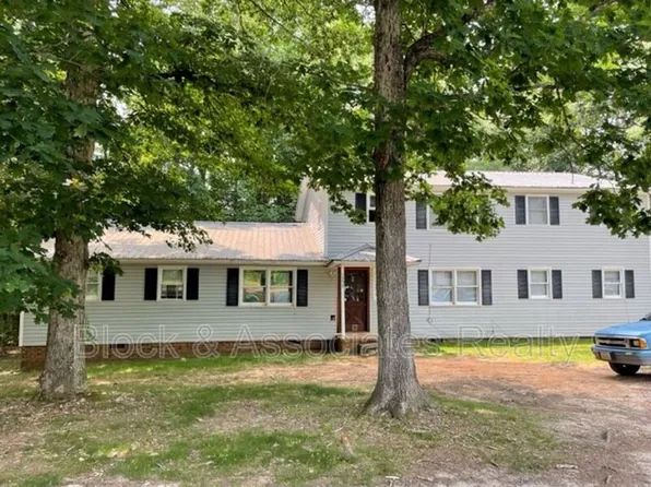 1352 Briles Dr, Asheboro, NC