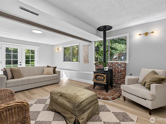 3rd image of 4165 Cougar Road