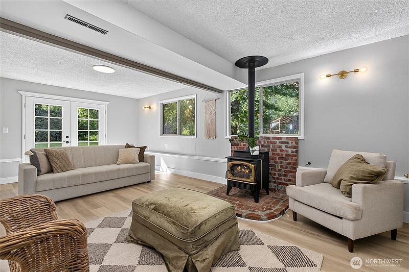 5th image of 4165 Cougar Road