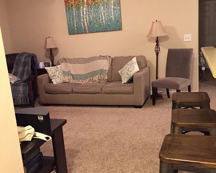 2nd image of 3103 Rose Garden Ln