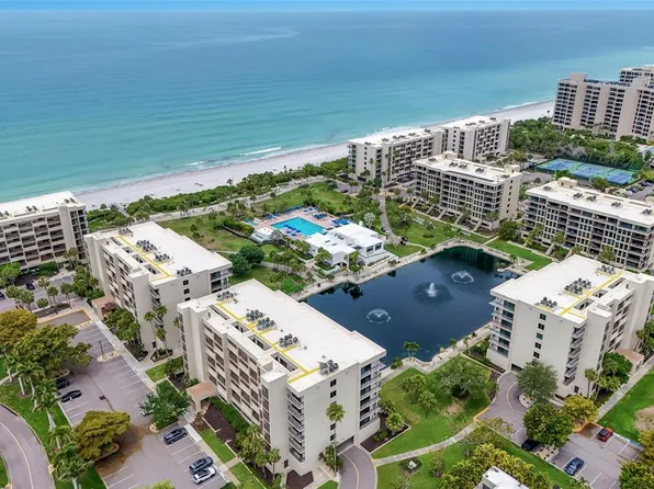 1095 Gulf Of Mexico Dr Unit 102, Longboat Key, FL 34228
