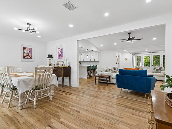 4th image of 2133 Ebbtide Ln