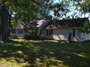 4261 Sharon Hwy, Dresden, TN 38225