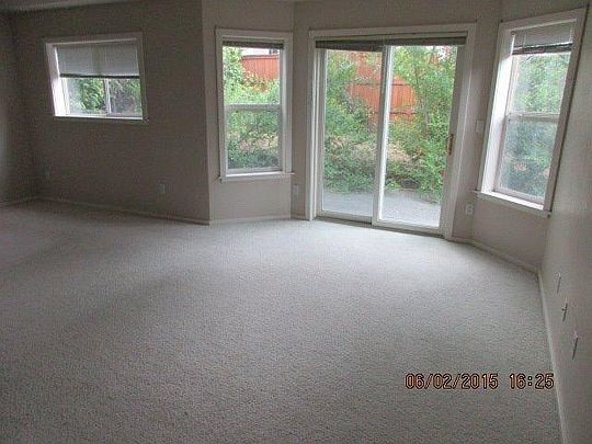 5th image of 2708 Cedar Links Dr