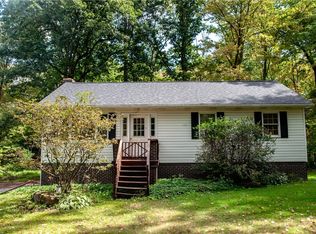 687 Bullcreek Rd, Butler, PA 16002