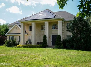 2 Stonehenge Court, Jackson, NJ 08527