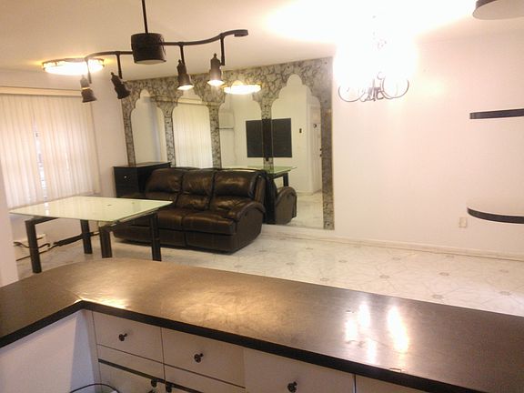 4th image of 7563 113th St