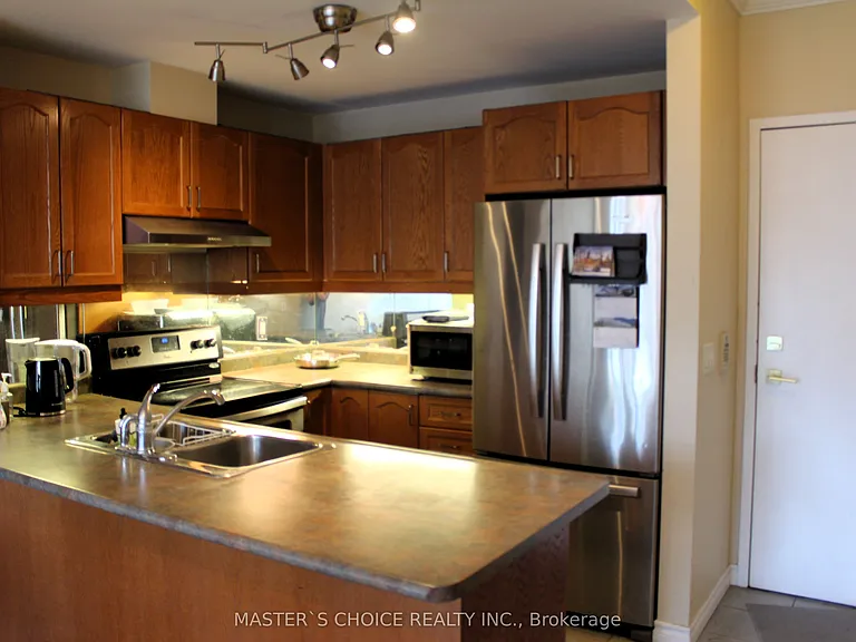 28 Byng Ave #UP6 — Photo 4