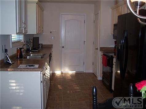 4th image of 2608 Arthurs Ct