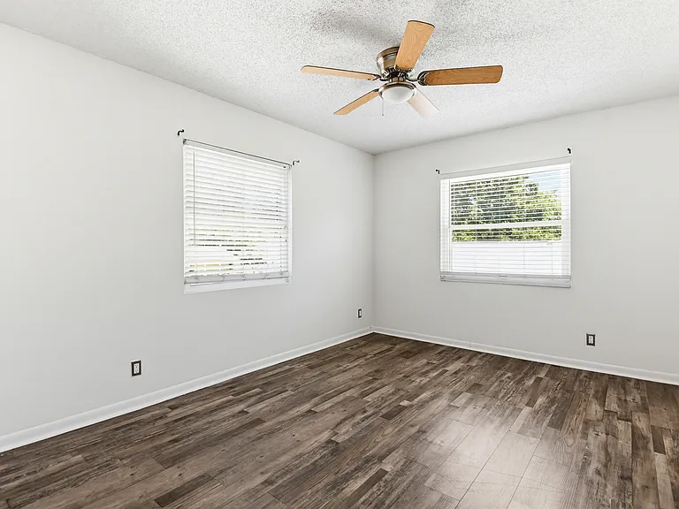 6 Baywood Dr — Photo 51