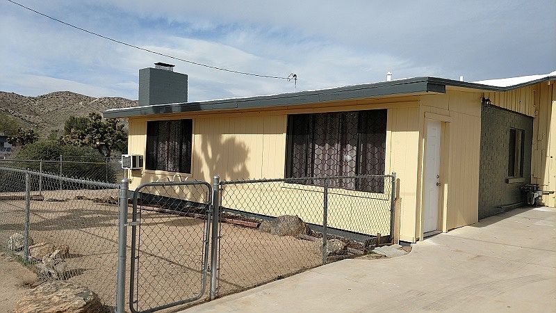 1st image of 7457 Chemehuevi Way #A