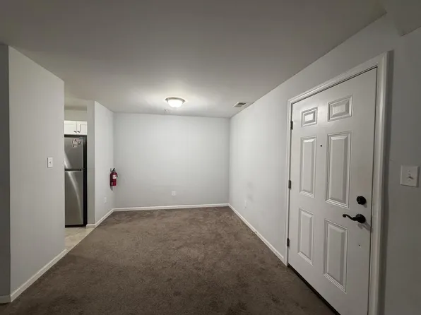 2805 Auburn Ct, Mount Laurel, NJ 08054