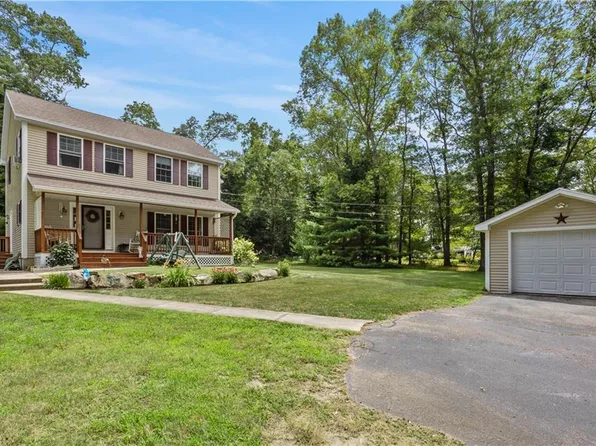 13 Mary Ln, Tiverton, RI 02878