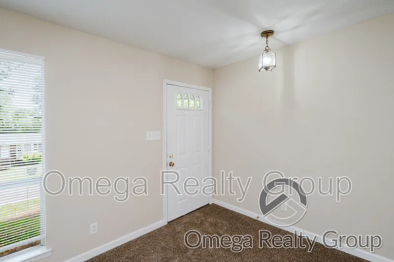 Building Photo - 1814 Valley Run Cir