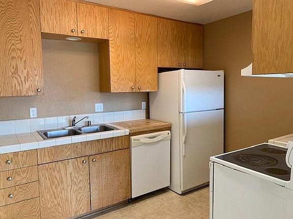 3rd image of 361 Vance St APT 303
