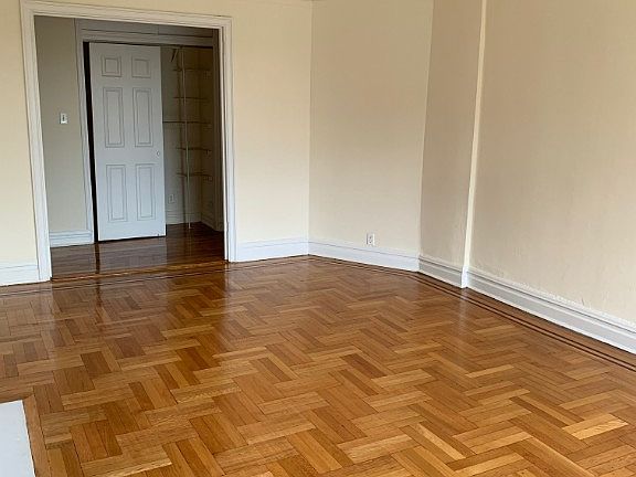 3rd image of 14430 35th Ave APT B43