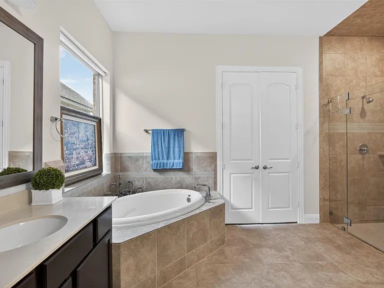 6007 Marsh Lake Ct — Photo 22