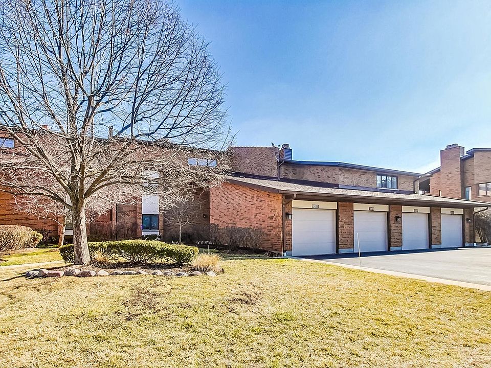 1st image of 1027 Deerfield Pl #1027
