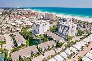 1055 W Peppertree Dr #506AA