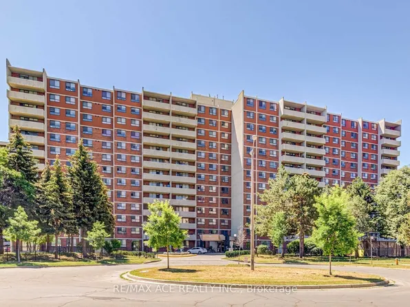 10 Stonehill Ct #1210, Toronto, ON M1W 2X8